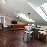 T64 By Smartstay Reval